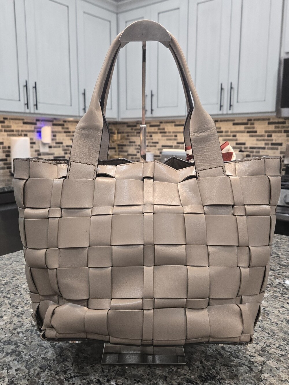 Michael Kors Vivian Woven Leather Tote Taupe Basket Weave Tassel Shoulder Bag - Picture 6 of 16